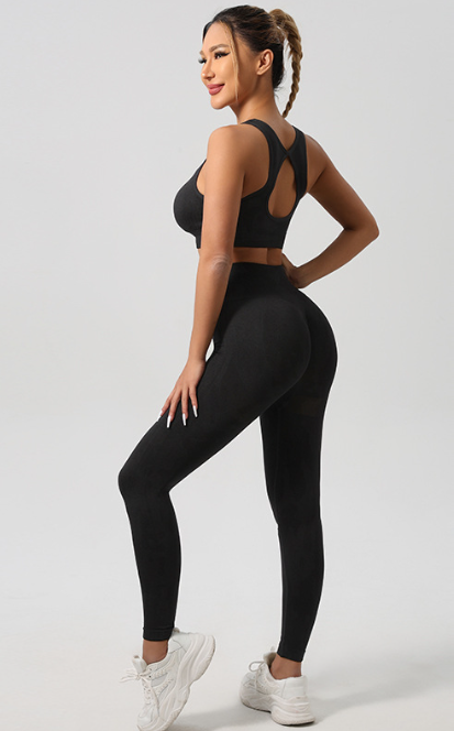 Margaux · HZ AC-26 — backless studio set