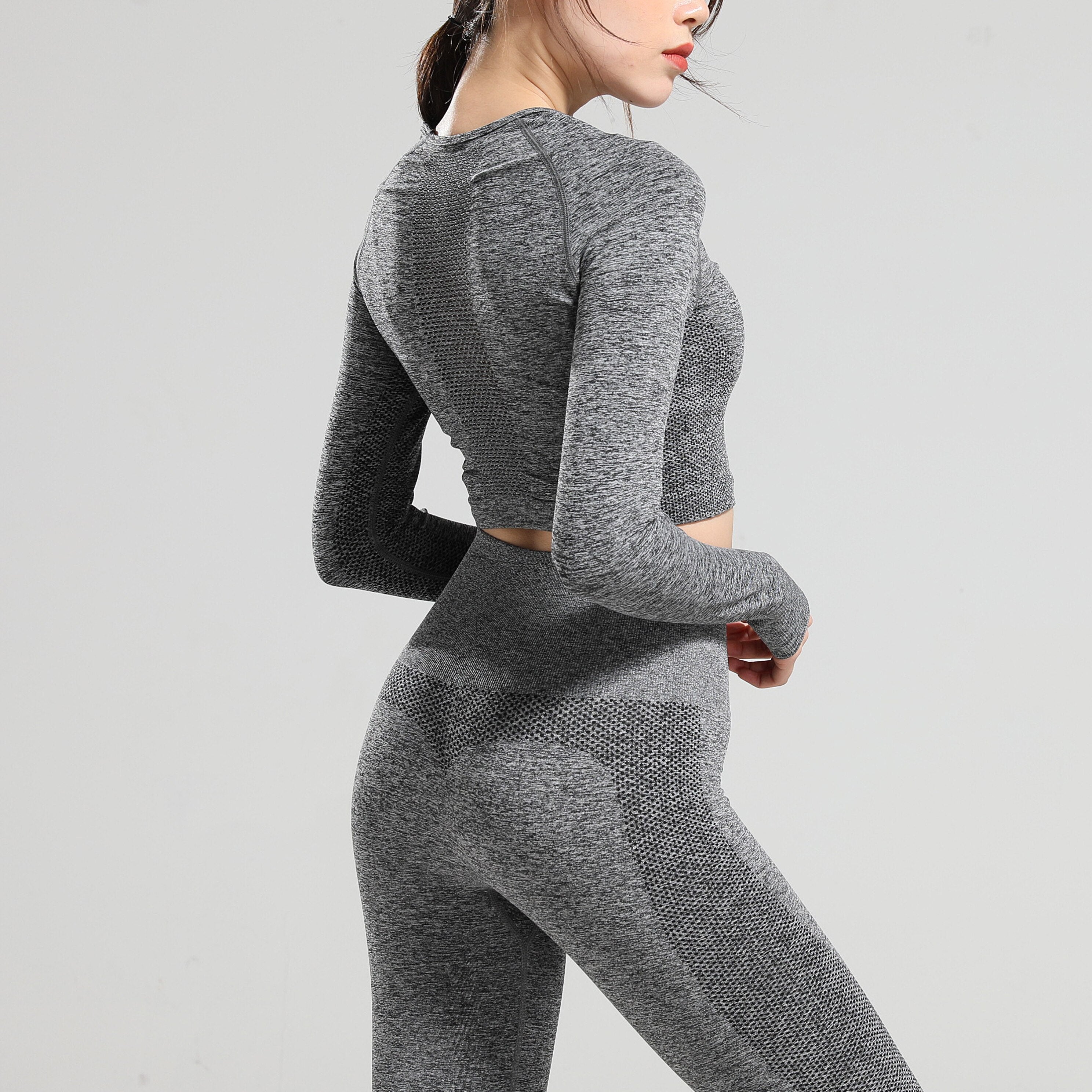 Pierre · HZ AC-20 — seamless yoga set