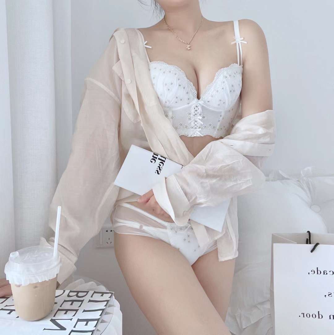 Satin · HZ IN-28 — adjustable lace bralette
