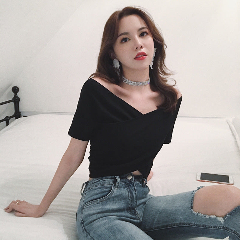 Sable · HZ TP-01 — V-neck wrap crop tee